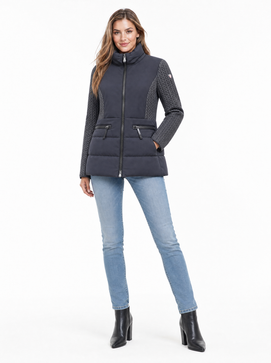 Postcard SIGUAN Damen Daunenjacke Schwarz – am Model